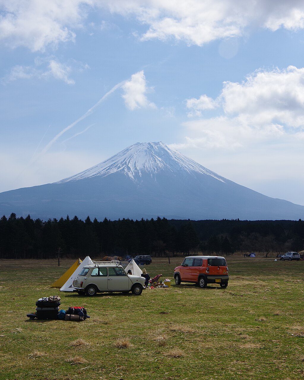 ふもとっぱら · 富士山下的草原营地 配图 1