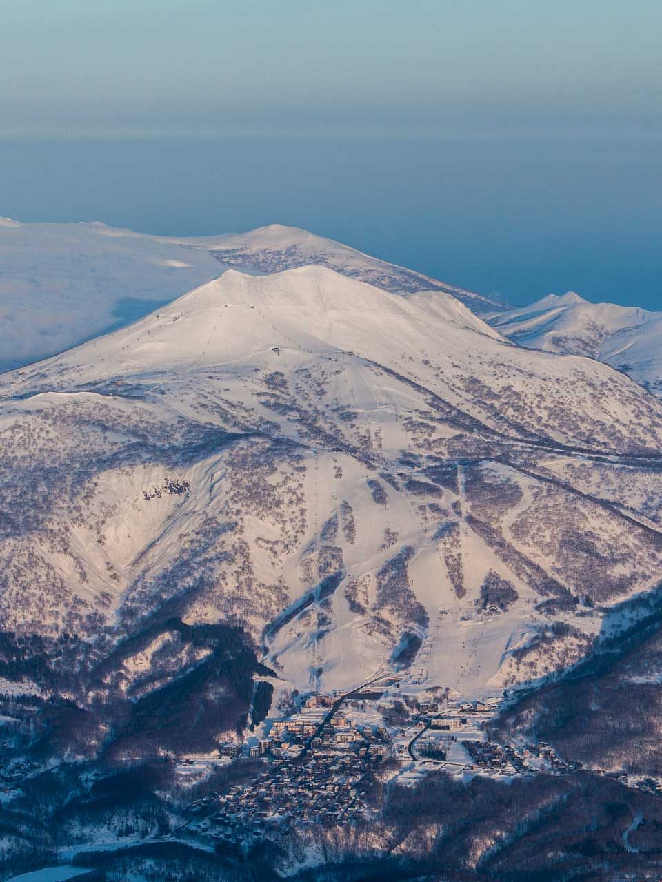 新雪谷 · 四个雪场和出界规则 配图 1
